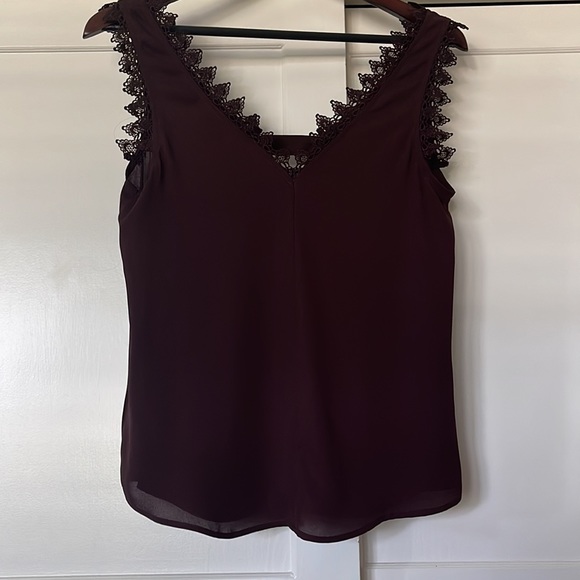 Express lace blouse tank top. Never worn. Size S - Picture 2 of 5